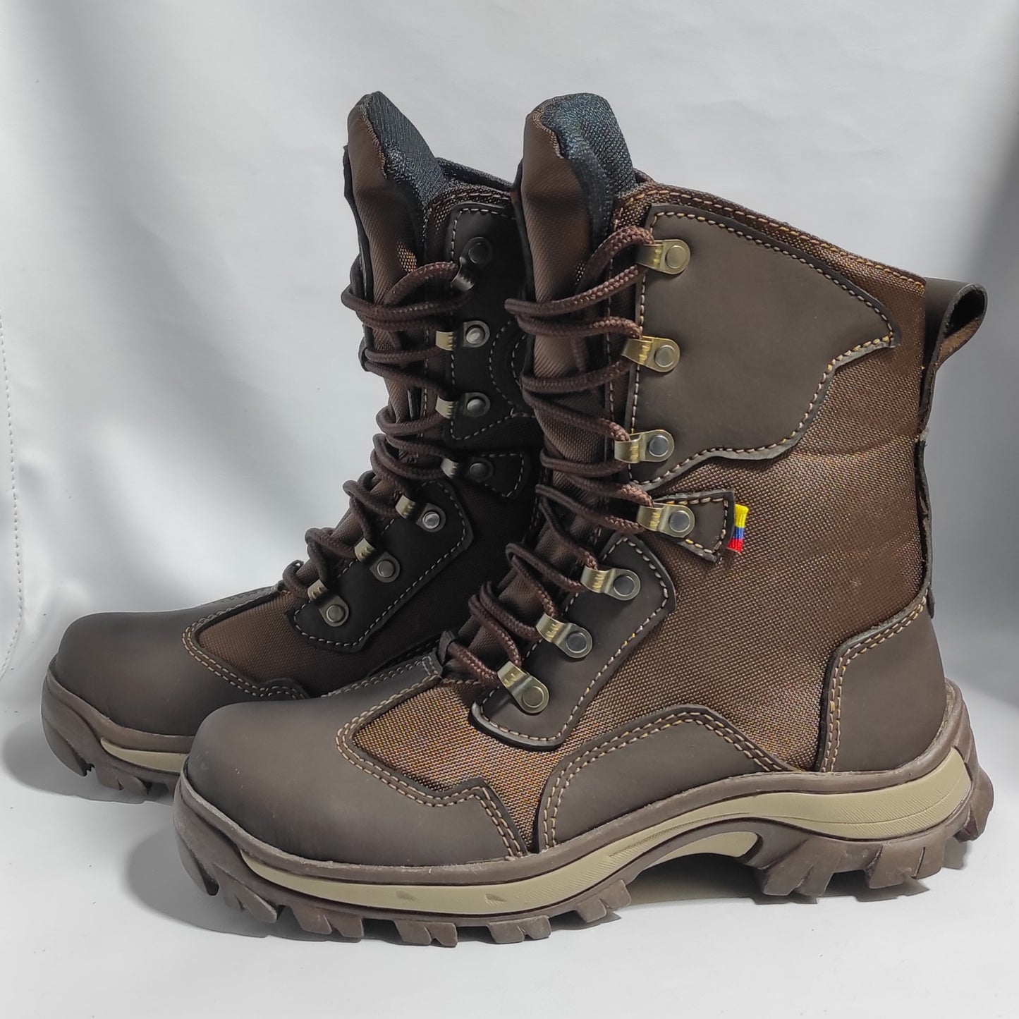 Kolos Militar